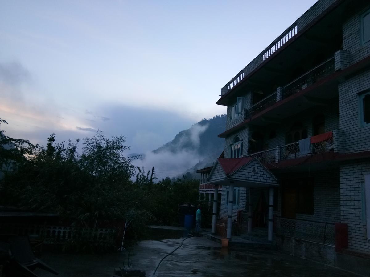 Moksha Hotel Kasol Exterior photo